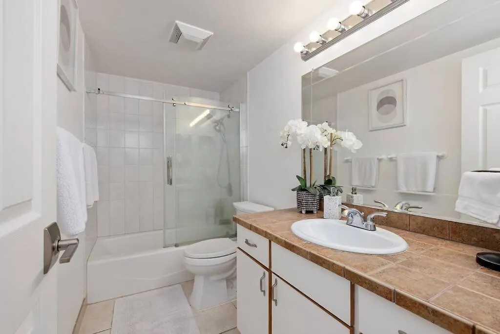 Apartment 5 Bed 4 Bath Condo In Waikoloa Village