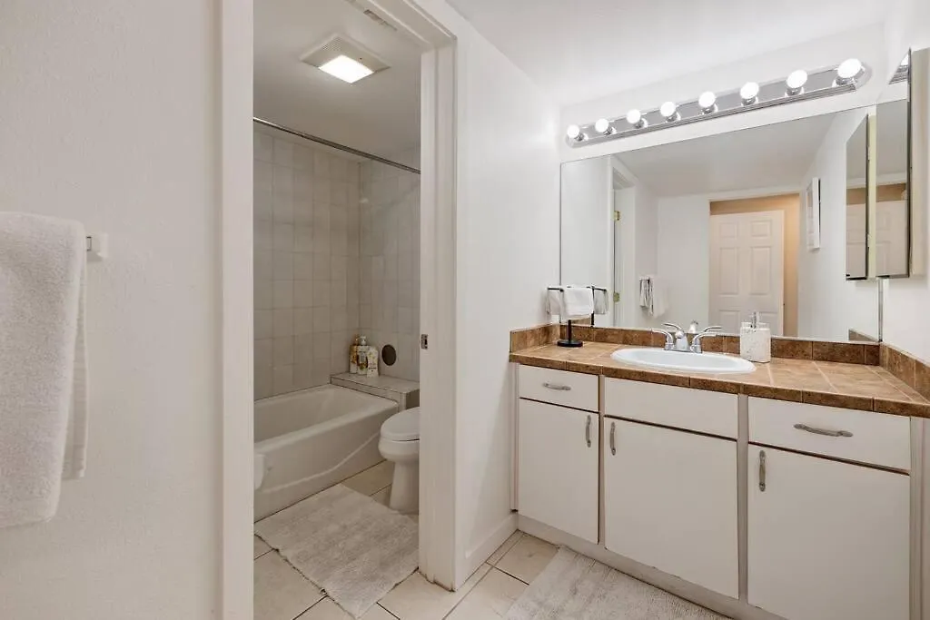 5 Bed 4 Bath Condo In Waikoloa Village Apartment